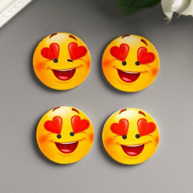 Пуговица декоративная дерево 'Смайл влюблённый' ,20 шт